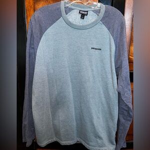 Patagonia Men's Two-Tone Gray Crewneck